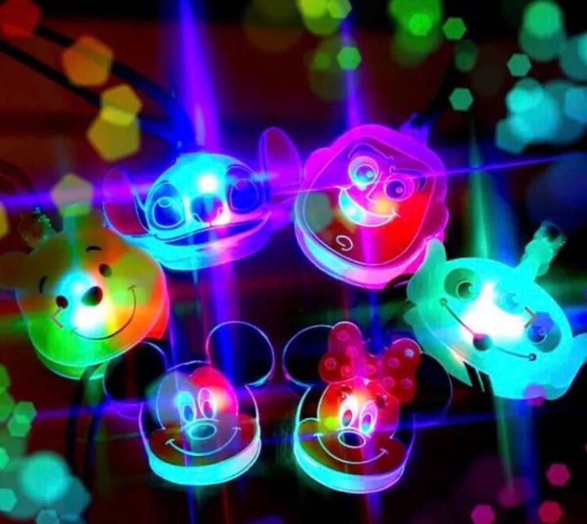 Paypayフリマ ディズニー 光る ペンダント 2個セット Paypayフリマ ディズニー 光る ペンダント 2個セット