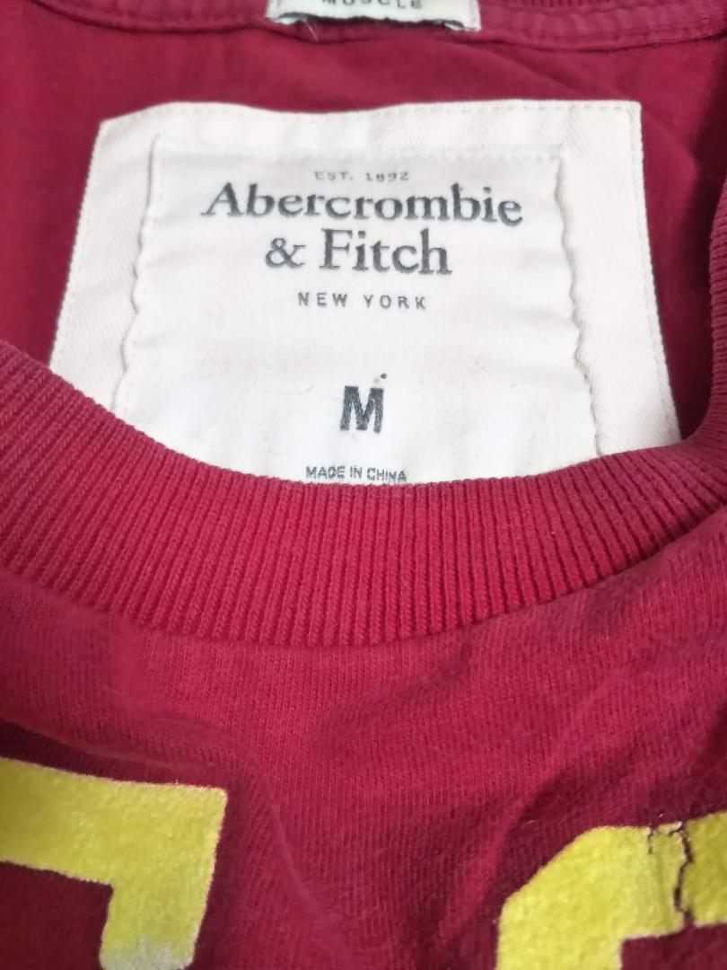 Abercrombie&Fitch アバクロ Tシャツ Ｍ　SS1289