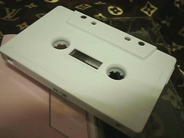◆　非売品　プロモ　カセットテープ HYPER GO 号２　デビュー_画像3