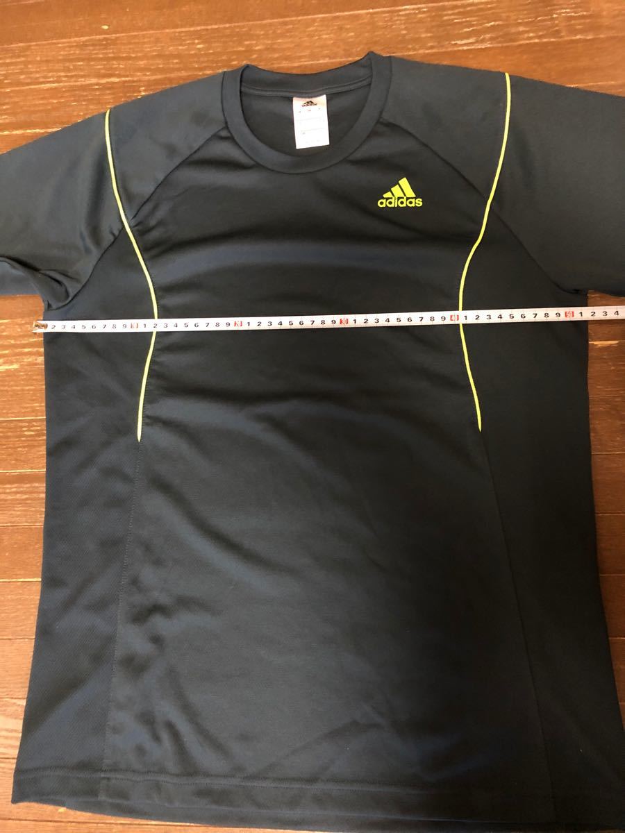 adidas 半袖Tシャツ