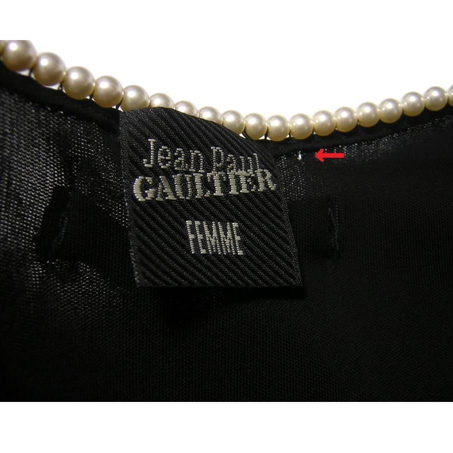 未使用　Jean Paul GAULTIER　ジャンポール・ゴルチエ　FEMME　イタリア製　パールネックレス付き　変形ブラウス　トップス_画像9