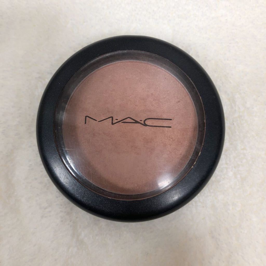 MAC powder brush cheeks MARGIN