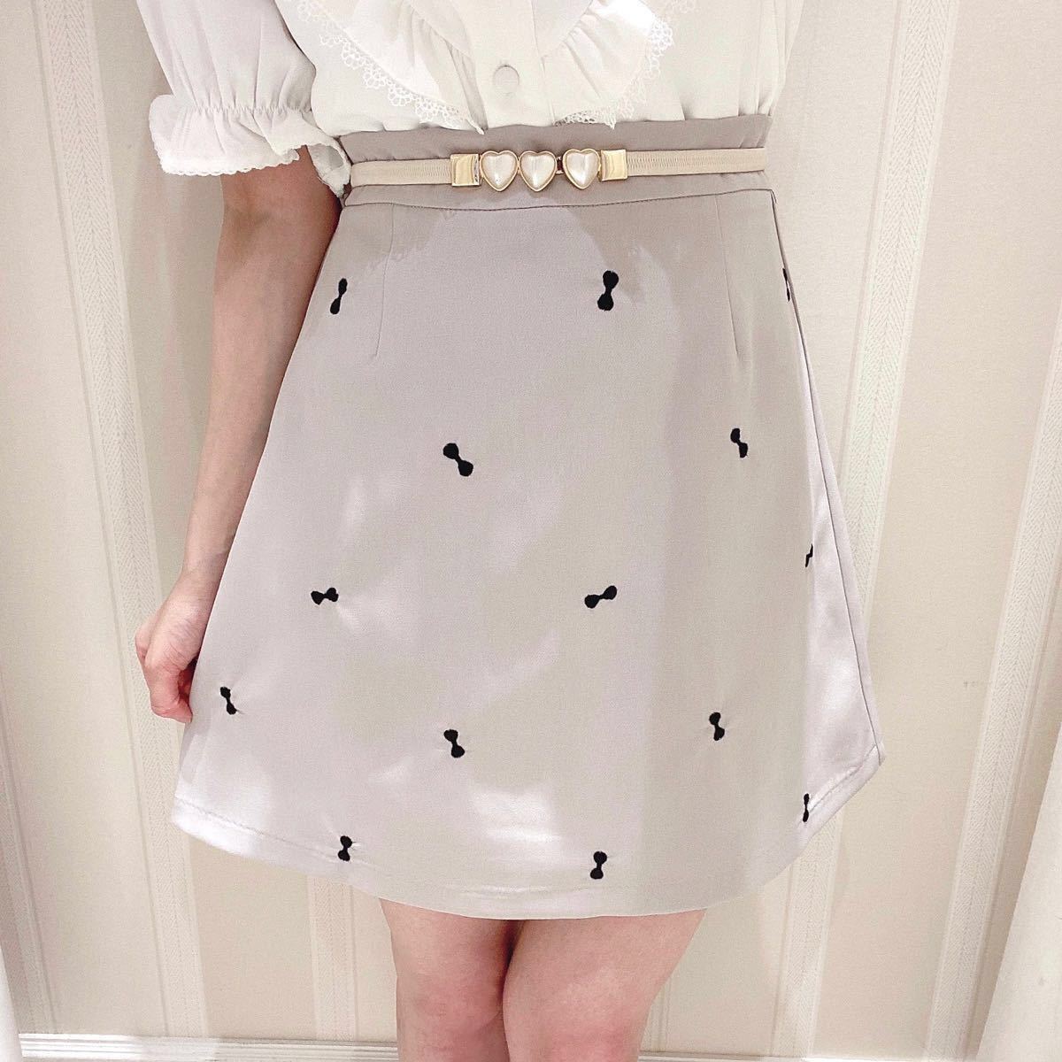 Paypayフリマ Evelyn リボン刺繍台形sk ピンクカラー エブリン 量産型コーデ Paypayフリマ Evelyn リボン刺繍台形sk ピンクカラー エブリン 量産型コーデ