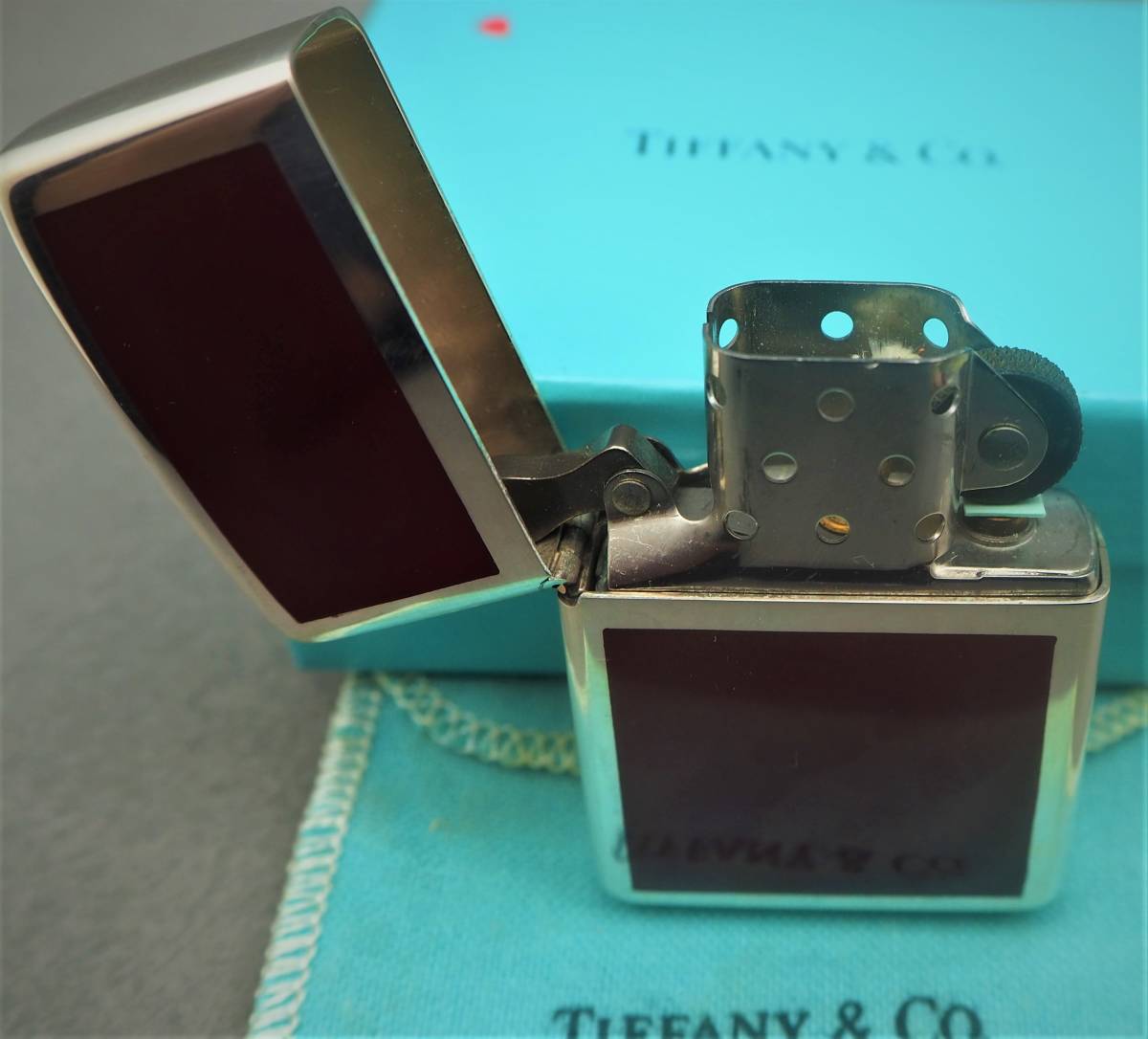 ミントインBOX・TIFFANY RED ENAMEL ティファニーレッドエナメル　レギュラーサイズ　デッドストック品！　MIB　最初期個体　送料無料_画像4