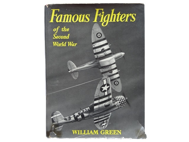 洋書◆第二次世界大戦の戦闘機写真集 本 飛行機 軍用機 ミリタリー_画像1