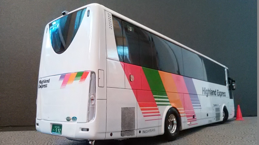 1|32 Fujimi Mitsubishi aru pico bus final product 