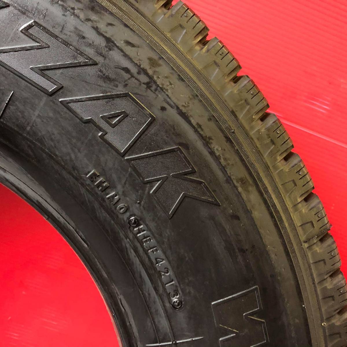 205/85R16LT 117/115LT　BRIDGESTONE BLIZZAK W969 ブリヂストン　ブリザック　スタッドレス 冬 ブリヂストン 1本 (3/4)_画像9