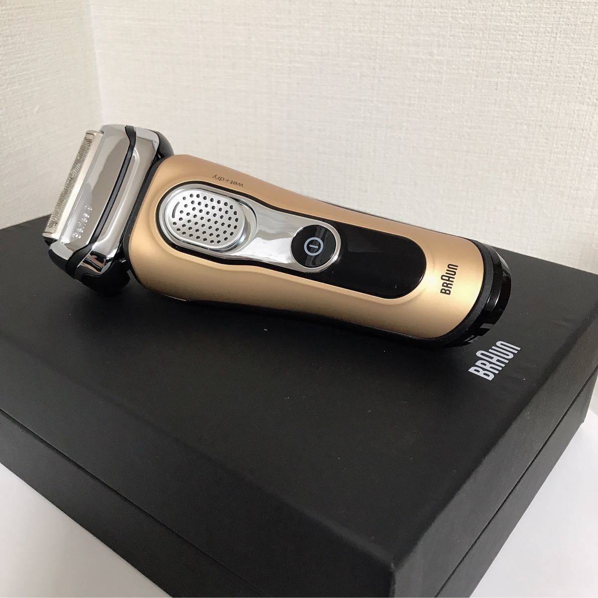 新品　シリーズ9 9299s （ゴールド）BRAUN ブラウン　シェーバー