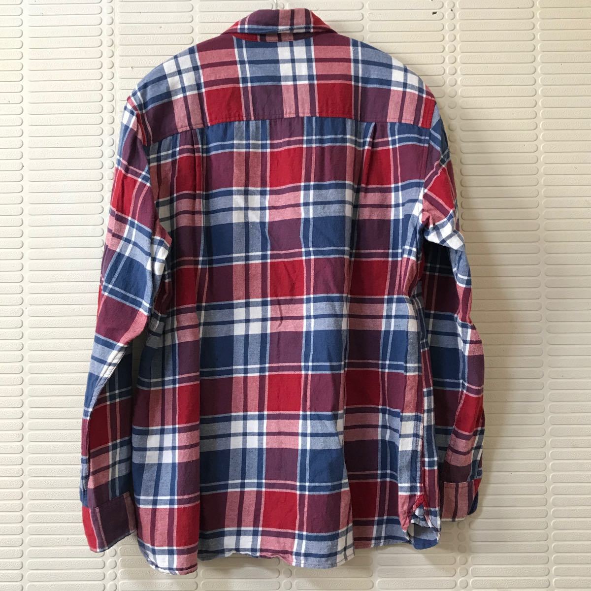 【☆】【UNIQLO/ユニクロ】赤　青　チェックシャツ　トップス　ネルシャツ