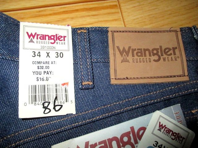  Wrangler Classic Fit jeans 39100DN *20F10R2