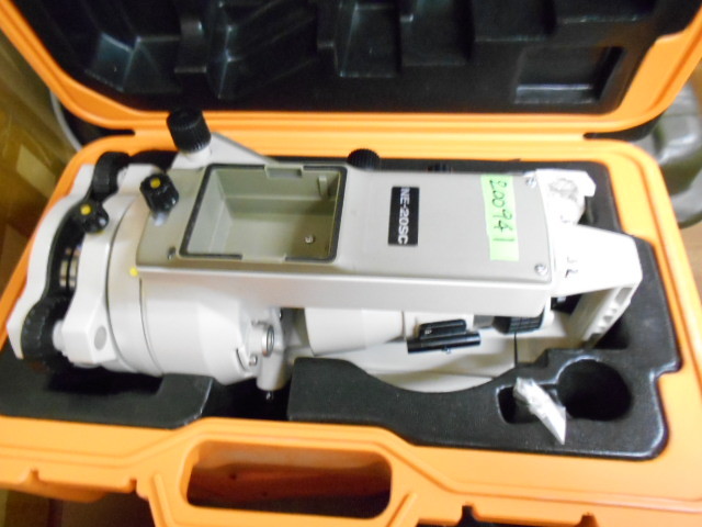 200941測量☆NIKON☆ニコン電子デジタルセオドライトNE 200941測量☆NIKON☆ニコン電子デジタルセオドライトNE