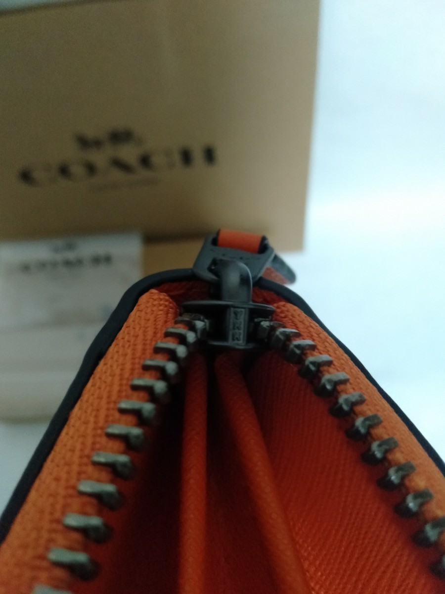 新品未使用 オレンジ COACH コーチ 長財布