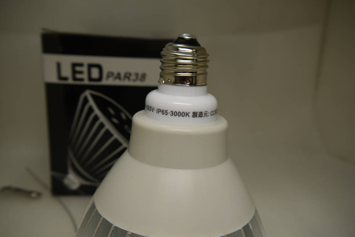 LED電球 PAR38★検索用→FRほ2 e26口金 防水等級IP65 LED防水電球 CJR14-14w Ra80 85-265v 3000K size140*140*160mm LEDランプ 外灯_画像3