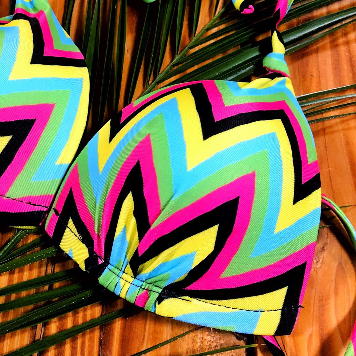 【新品未使用】ブラジリアン 三角ビキニ 水着 フリル 幾何学模様 派手カラー