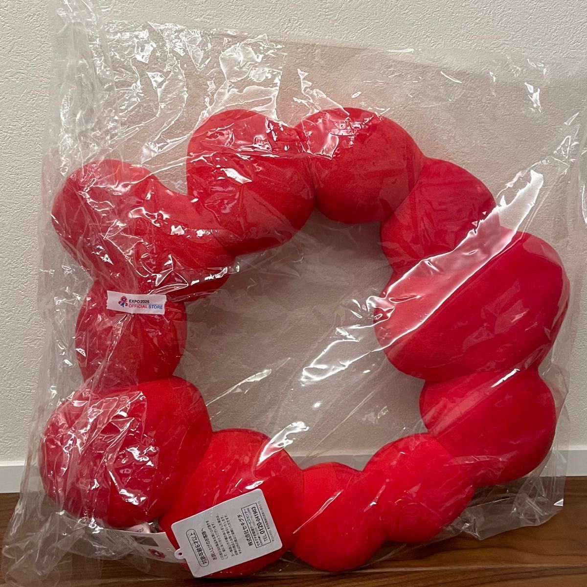 会場限定】ミャクミャク 顔ハメ なりきり クッション Lサイズ