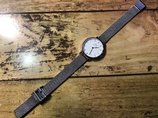 AK940 良品 Daniel Wellington ダニエル ウェリントン 28mm classic