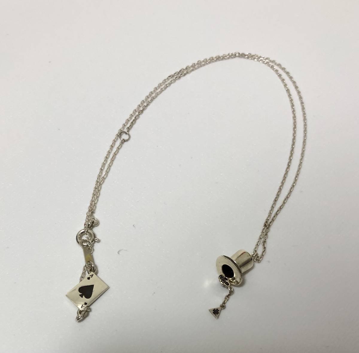 U-TREASURE 名探偵コナン 怪盗キッド ハット シルバー ネックレス U-TREASURE 名探偵コナン 怪盗キッド ハット シルバー ネックレス