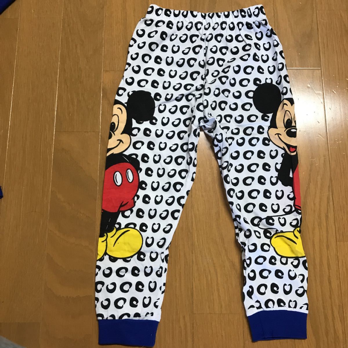 Paypayフリマ ミッキーマウス パジャマ 100cm Paypayフリマ ミッキーマウス パジャマ 100cm