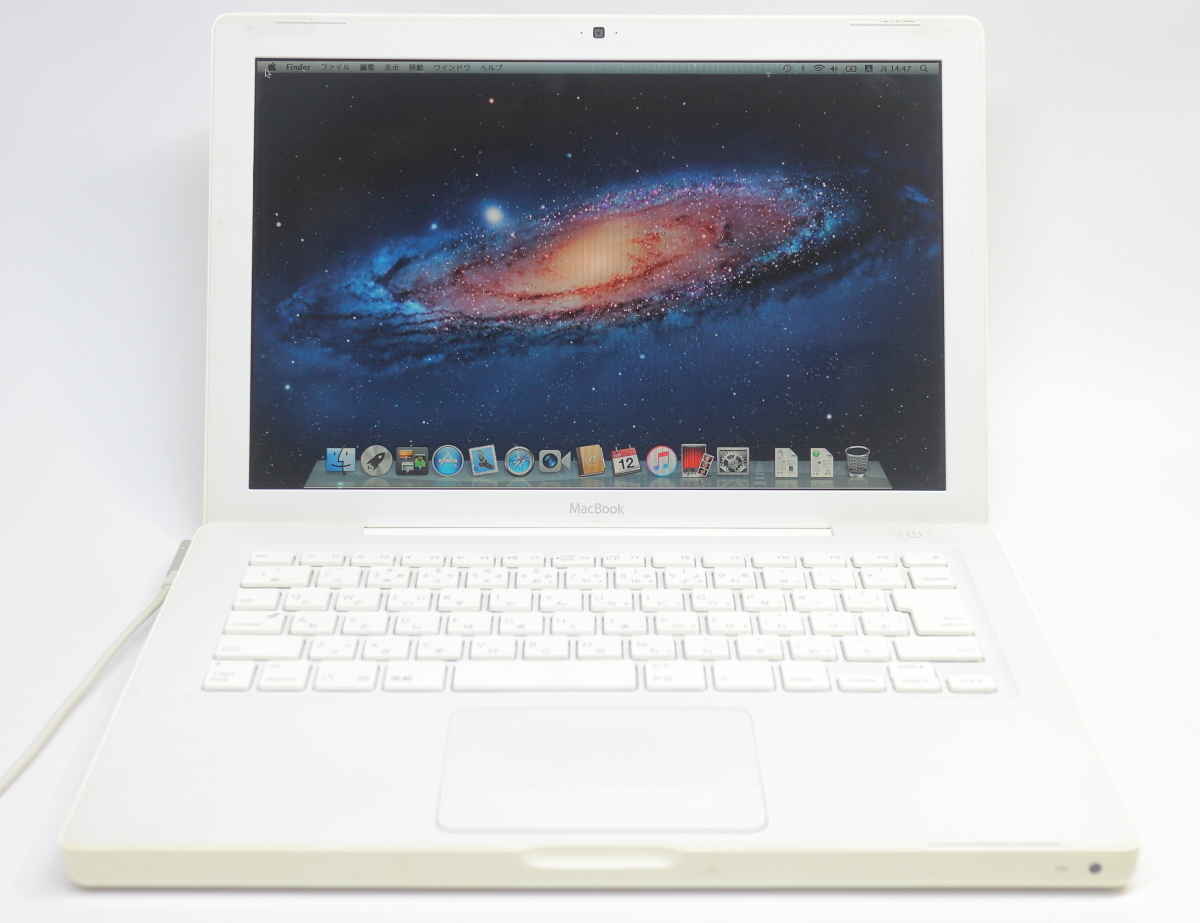 Apple MacBook A1181/13.3/Core2Duo 2.16GHz/Mid2007/OS X Lion ジャンク扱い #1012_画像1