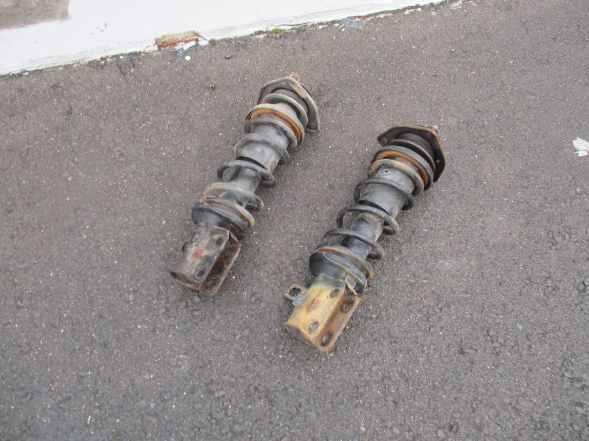  Daihatsu Hijet S83V van original front left right shock absorber S82V strut suspension springs part removing car equipped 