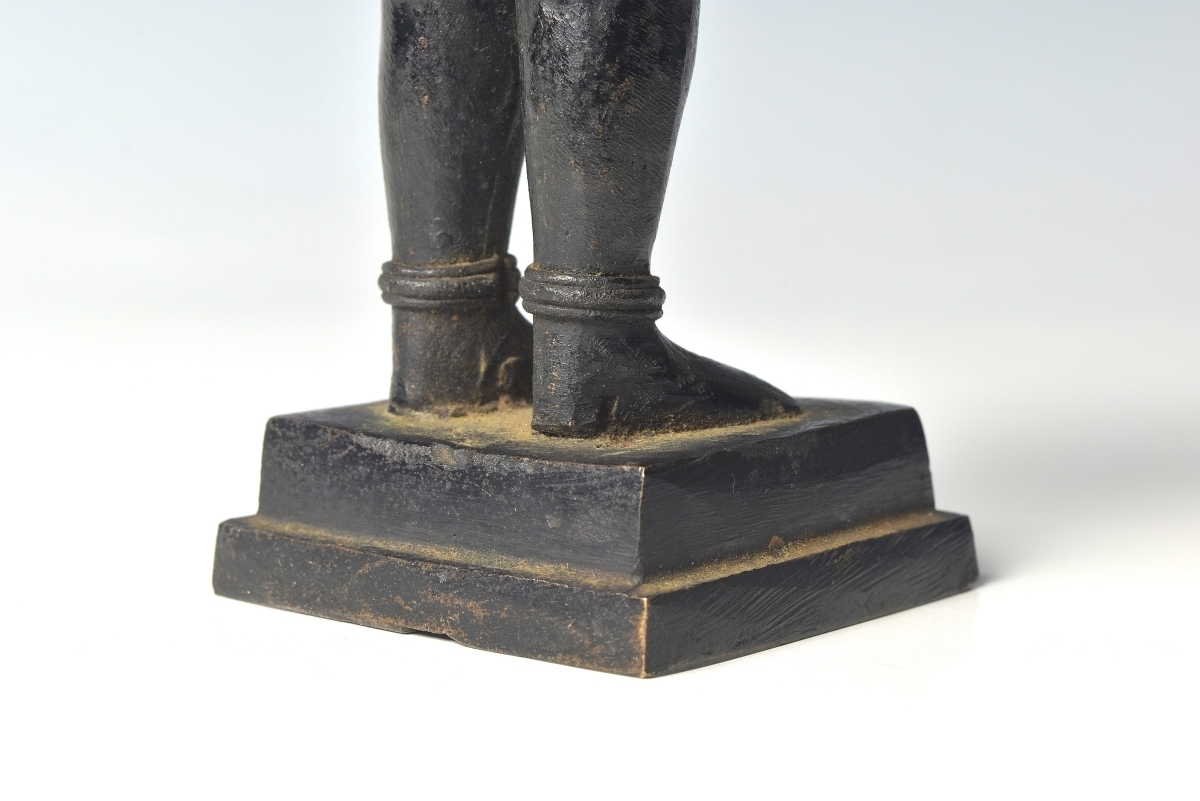 【趣楽】 仏教美術　アジア　時代　古銅仏像　高さ１６ｃｍ　重量５６１ｇ　W1231　_画像5