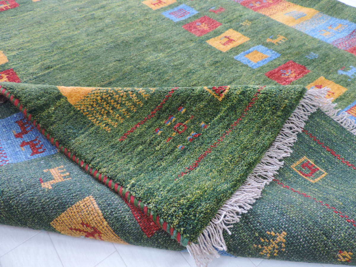 細かな密度の高級ギャッベ ギャベ 手織り ウール ギャッベの本場 シラーズ産 ラグサイズ 192cm×148cm カーペット 絨毯 【本物保証】