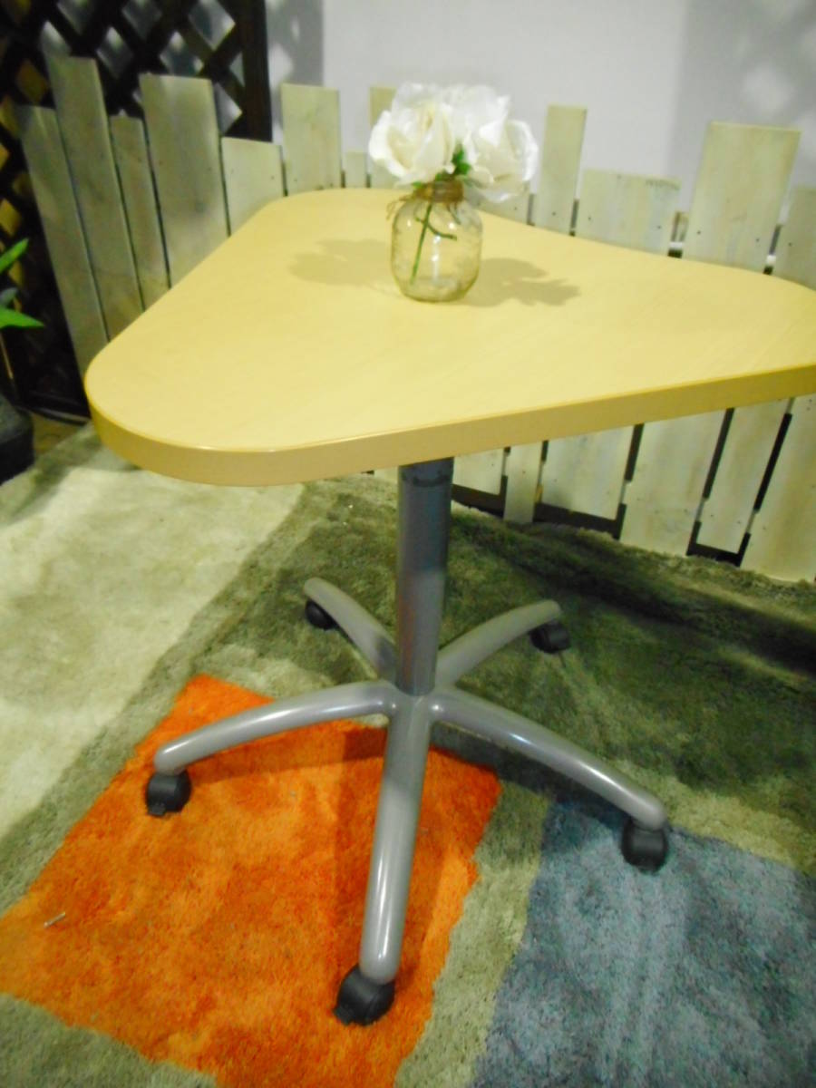  deformation with casters . desk wood grain tabletop side desk one person for desk 5ps.@ pair secondhand goods 