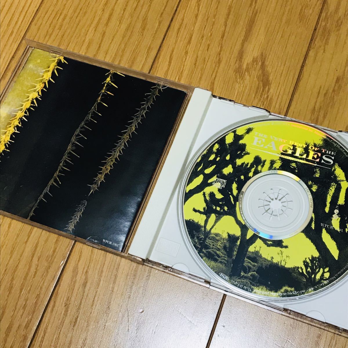 日本語歌詞付き　EAGLES ヴェリー・ベスト・オブ・イーグルス　CD THE VERY BEST OF THE EAGLES_画像3