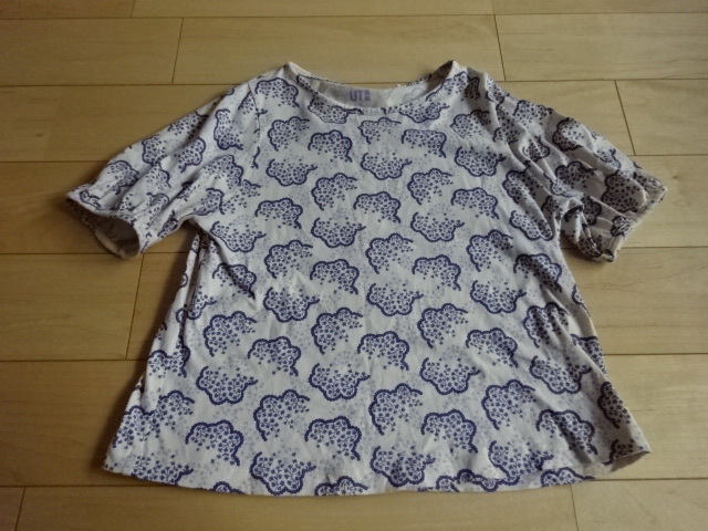 ユニクロ UT ANASUI Tシャツ 50%OFF! コラボ 限定版 １３０☆半袖カットソーアナスイ