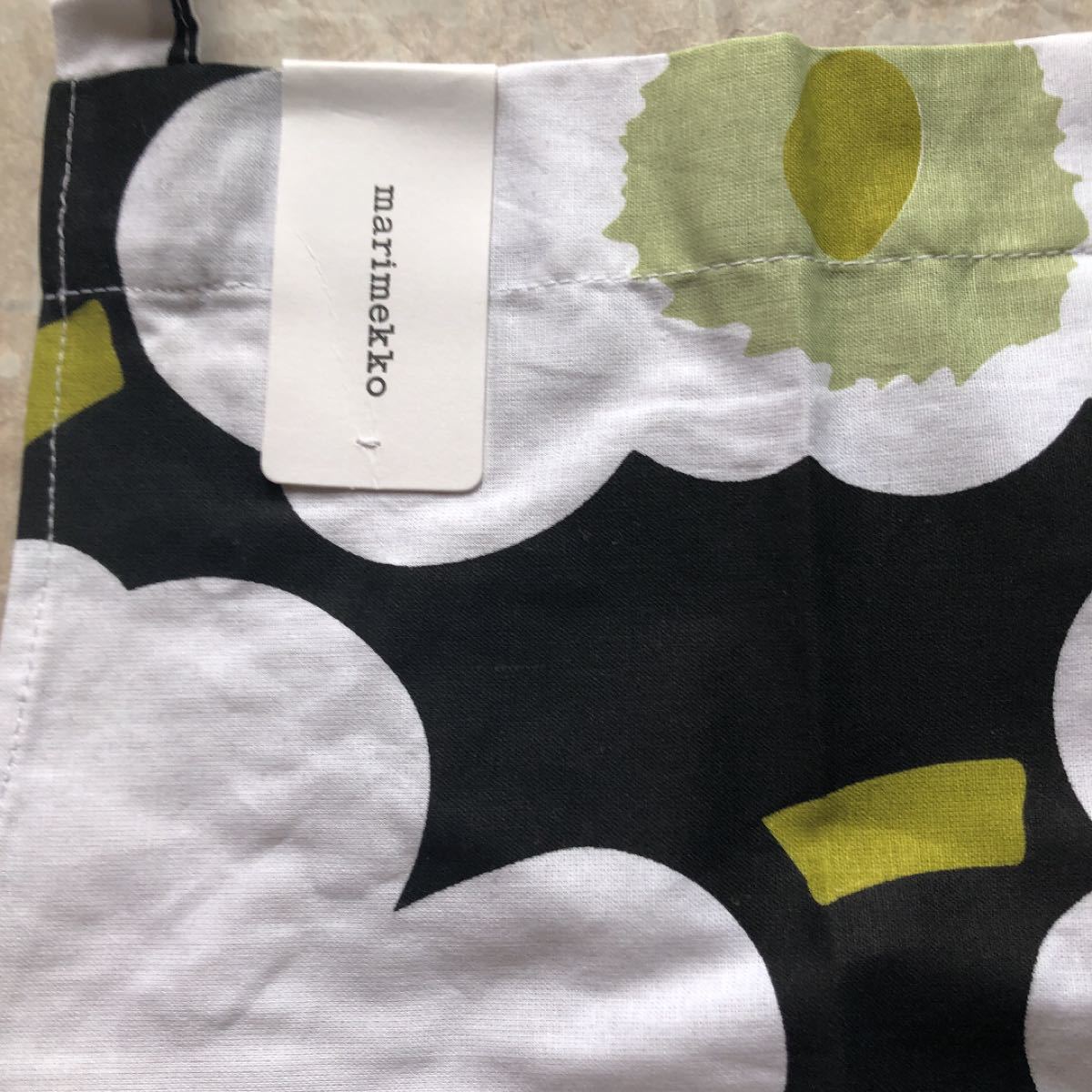 Marimekko 新品タグ付き未使用エプロン ウニッコ|Yahoo!フリマ Marimekko 新品タグ付き未使用エプロン ウニッコ|Yahoo!フリマ