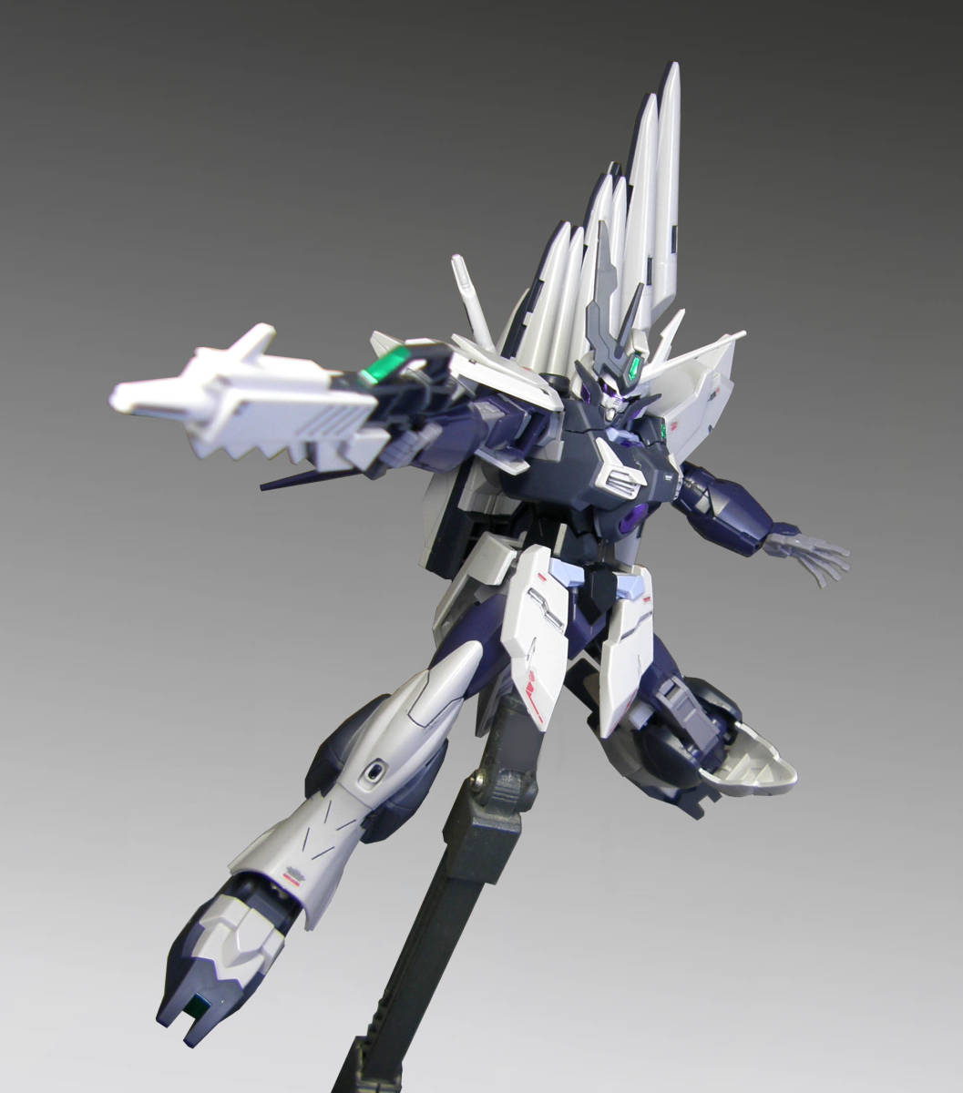 最安値に挑戦！ フェイクνガンダム【 1/144 HGBD 塗装完成品 ガンダム / 】 完成品