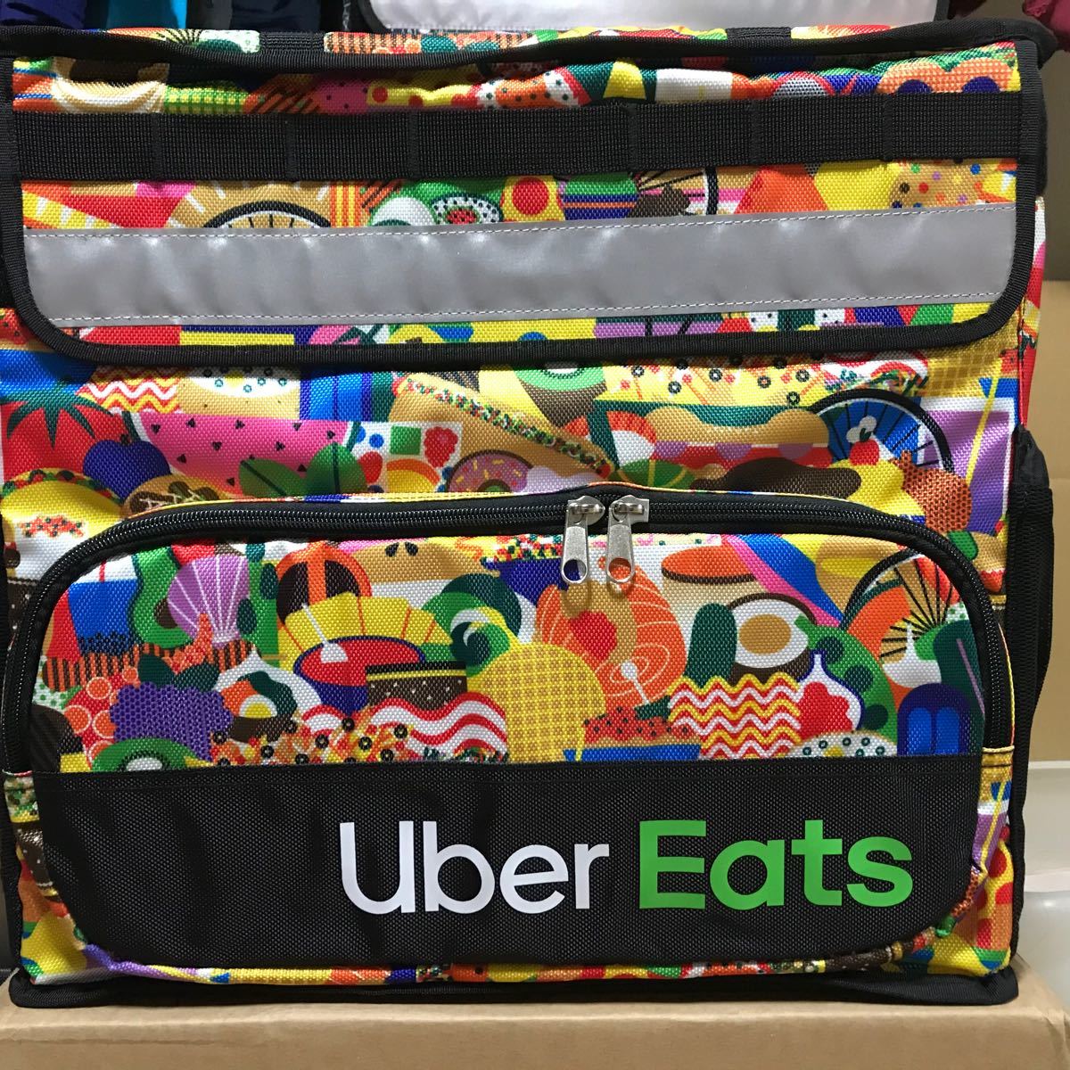 UBER EATS アーティストバッグ メラニーモデル おまけ付き UBER EATS アーティストバッグ メラニーモデル おまけ付き