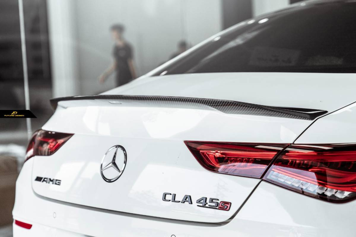 FUTURE DESIGN】BENZ メルセデス・ベンツ CLA-Class W118 リア