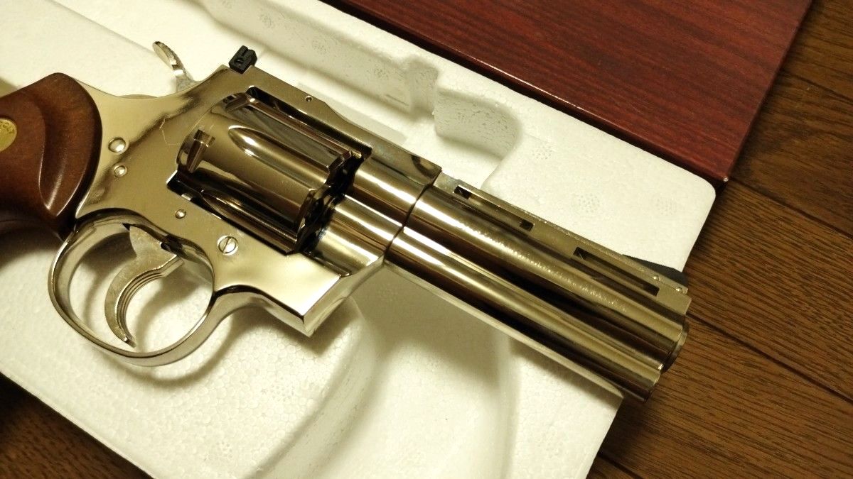 タナカ モデルガン パイソン ニッケルフィニッシュ R-model 未発火 SPG