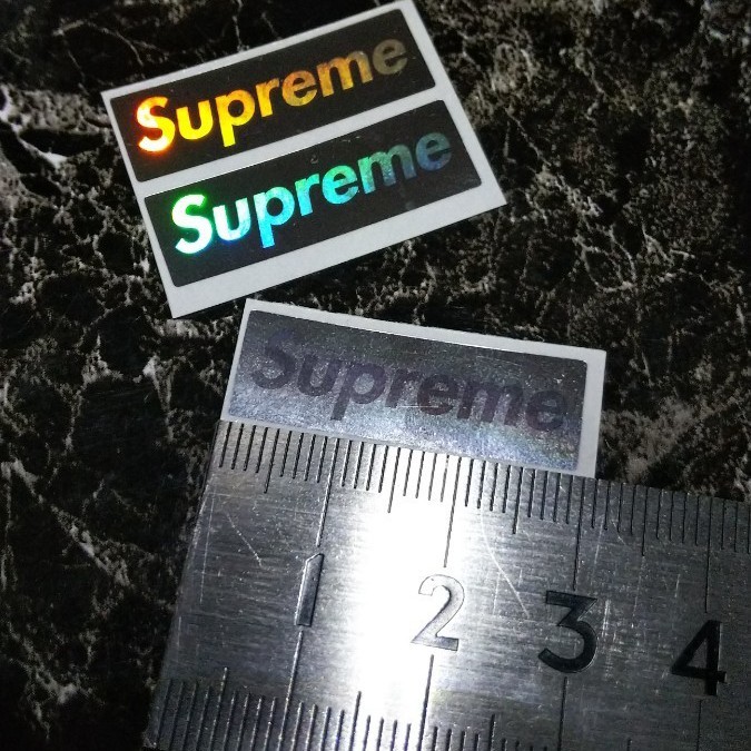 ミニ≪正規品≫Supreme ステッカー ホログラム BOX サイドロゴ ミニ≪正規品≫Supreme ステッカー ホログラム BOX サイドロゴ