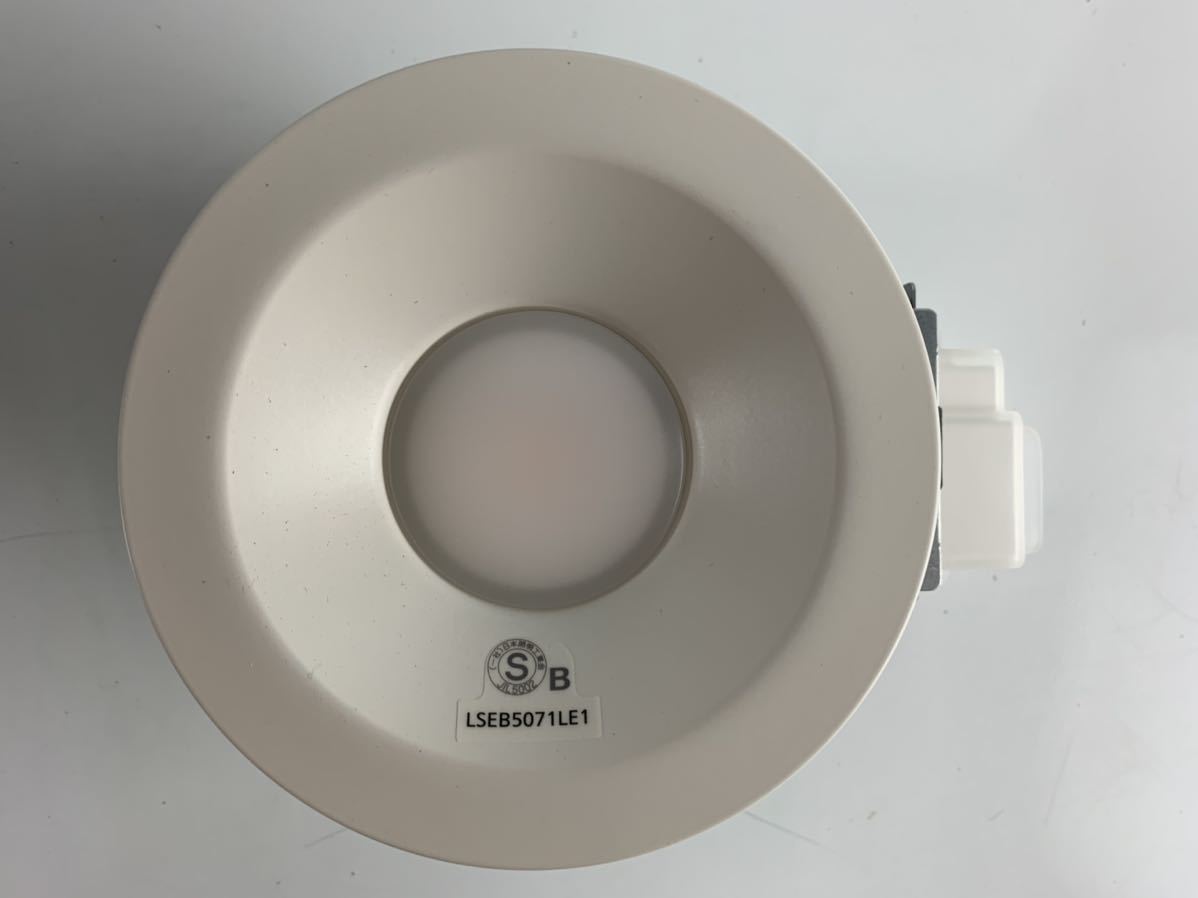 勇144 Panasonic【LSEB5071LE1】パナソニック 天井埋込型 LED 電球色 ダウンライト　④_画像8