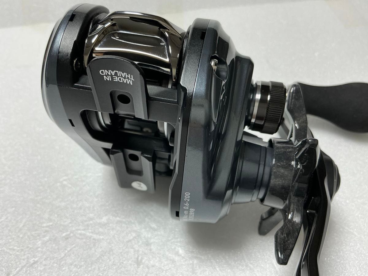 24ティエラ AIR IC 100H イカメタル エメラルダス 24ティエラAIR ICは2024年新発売の船釣り用超軽量コンパクトIC