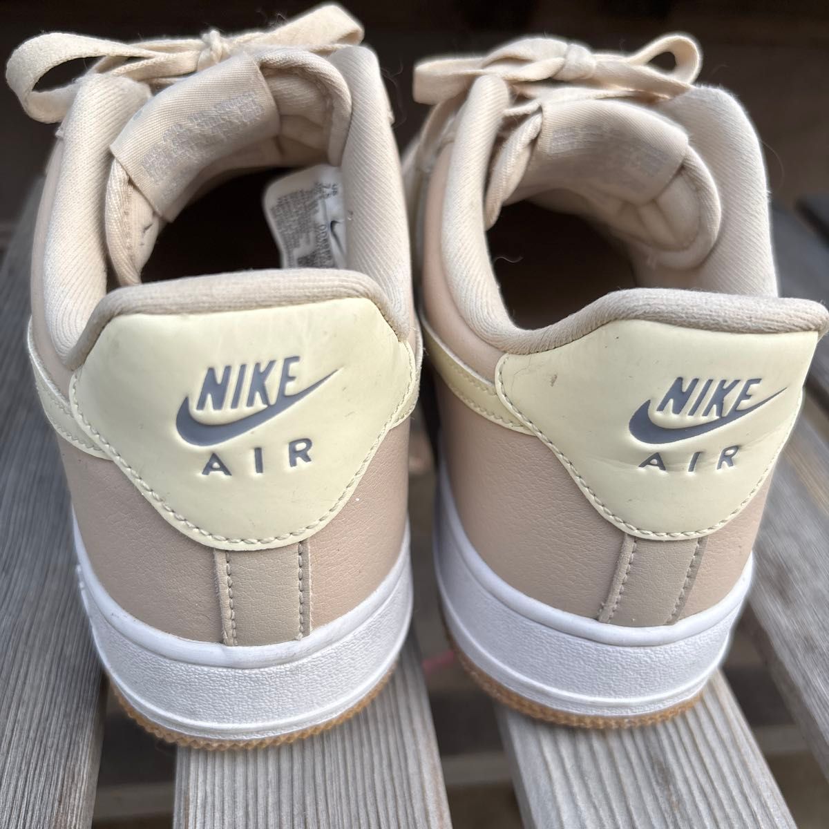 NIKE AIR FORCE 1 エアフォース1 ベージュ系｜Yahoo!フリマ（旧PayPay