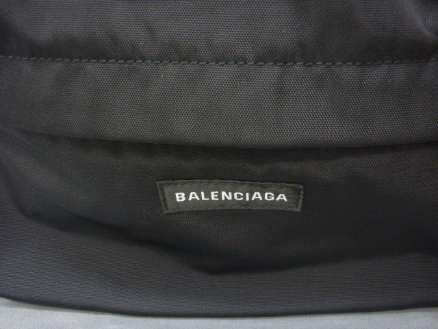 未使用保管品 BALENCIAGA バレンシアガ リュックサック ブラック 黒 ロゴ ナイロン メンズ バックパック 正規店購入_画像3