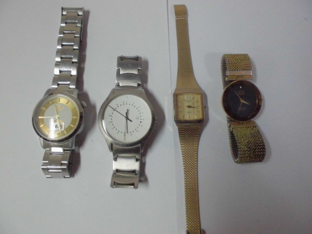 スイス製　メーカー色々　腕時計　　４個