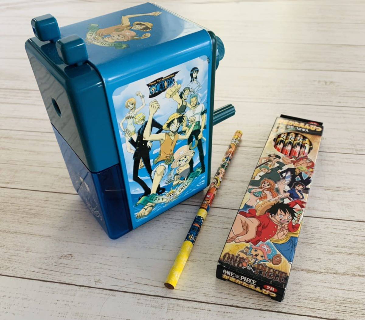 Tanakasan Shop ワンピース鉛筆削り 鉛筆のセット Tanakasan Shop ワンピース鉛筆削り 鉛筆のセット