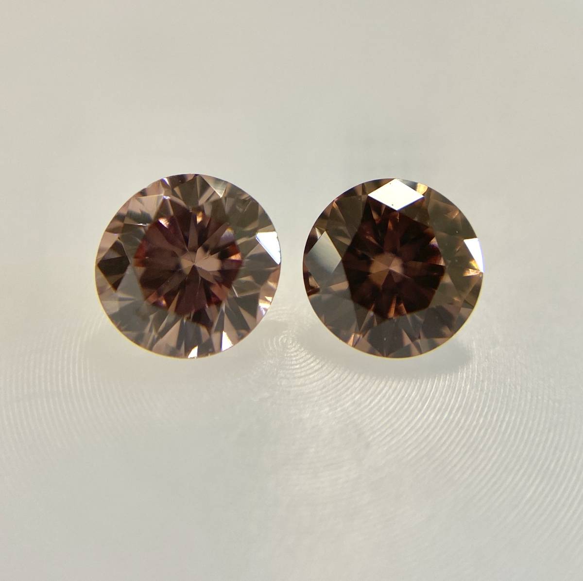 数量限定価格!! FANCY 0.041ct PINK FANCY DEEP BROWN PINK/FANCY