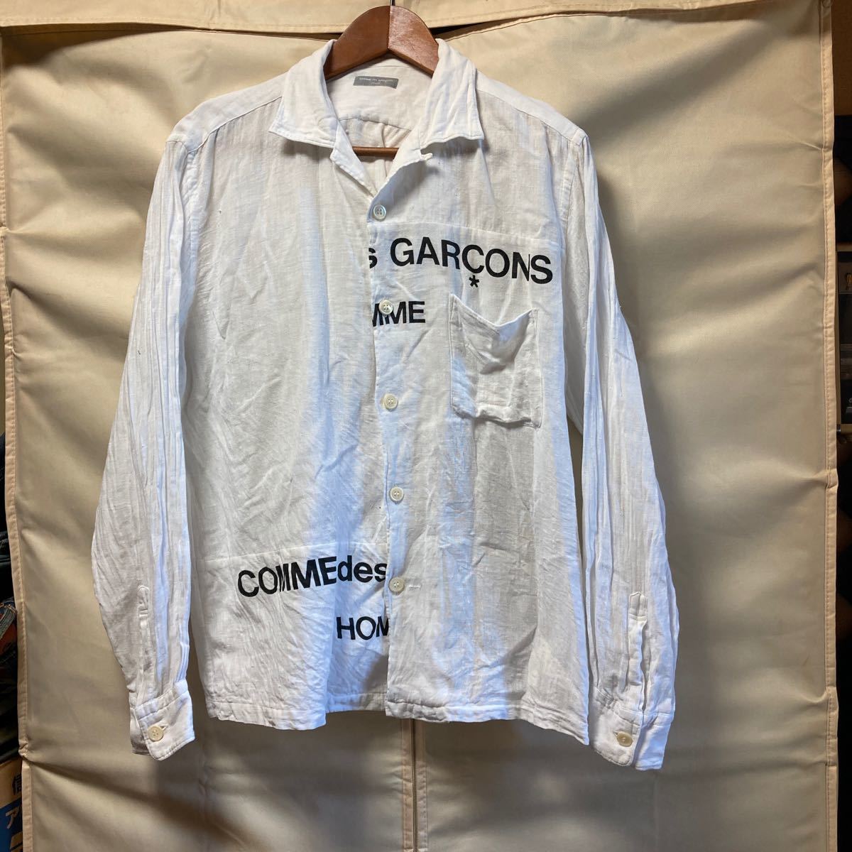 最も完璧な コムデギャルソンオム 再構築 ずらしロゴ長袖シャツ ホワイト 切り替え Mサイズ
