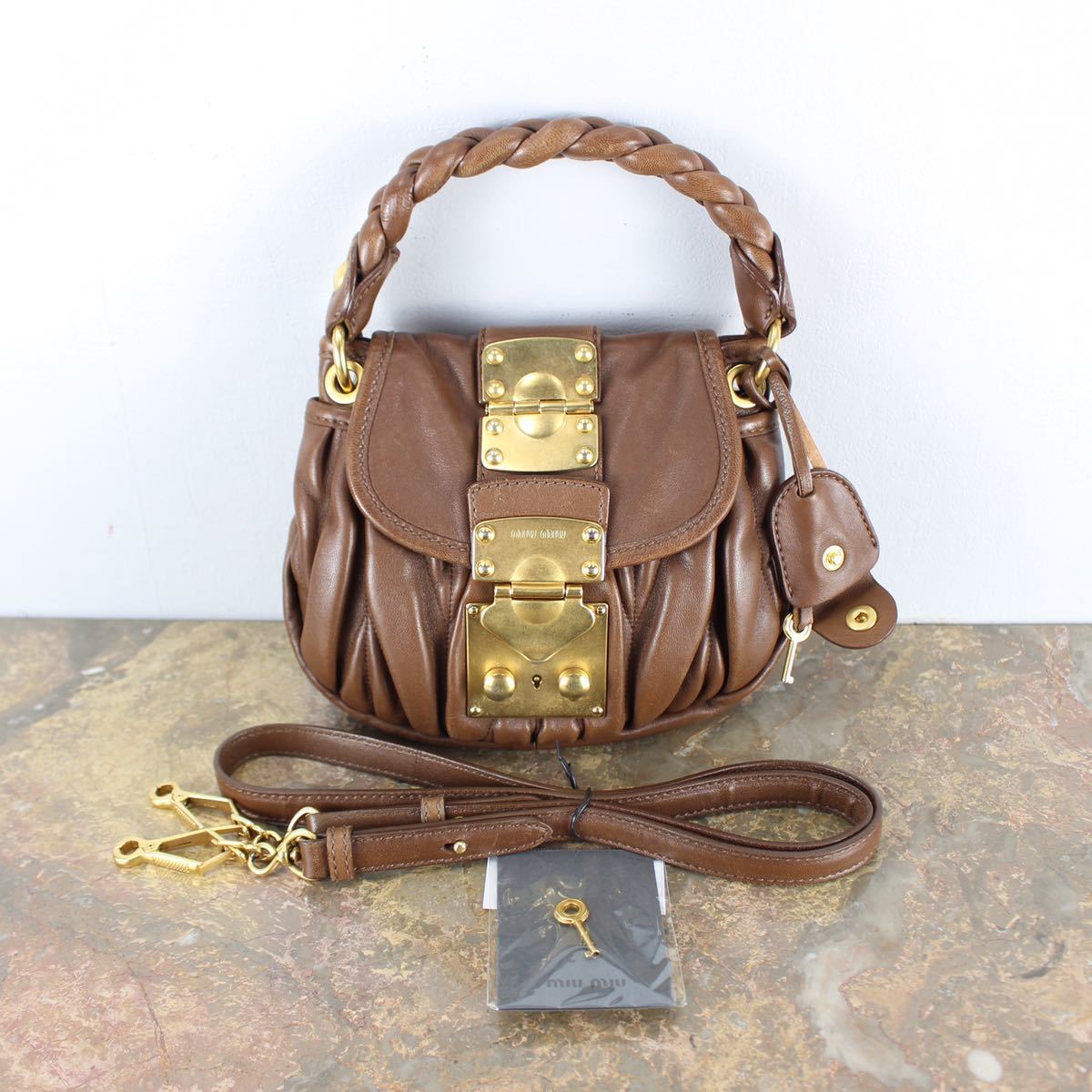 MIUMIU LOGO LEATHER 2WAY LEATHER SHOULDER BAG/ミュウミュウマテラッセロゴレザー2wayショルダーバッグ