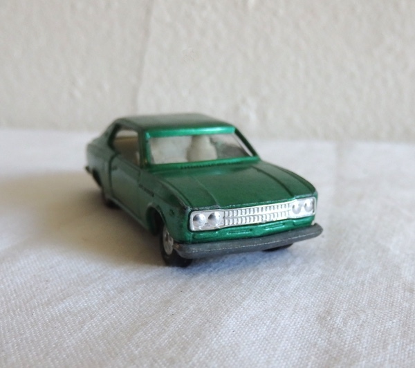 Yahoo!オークション - TOMICA トミカ ミニカー NO.14 ローレル