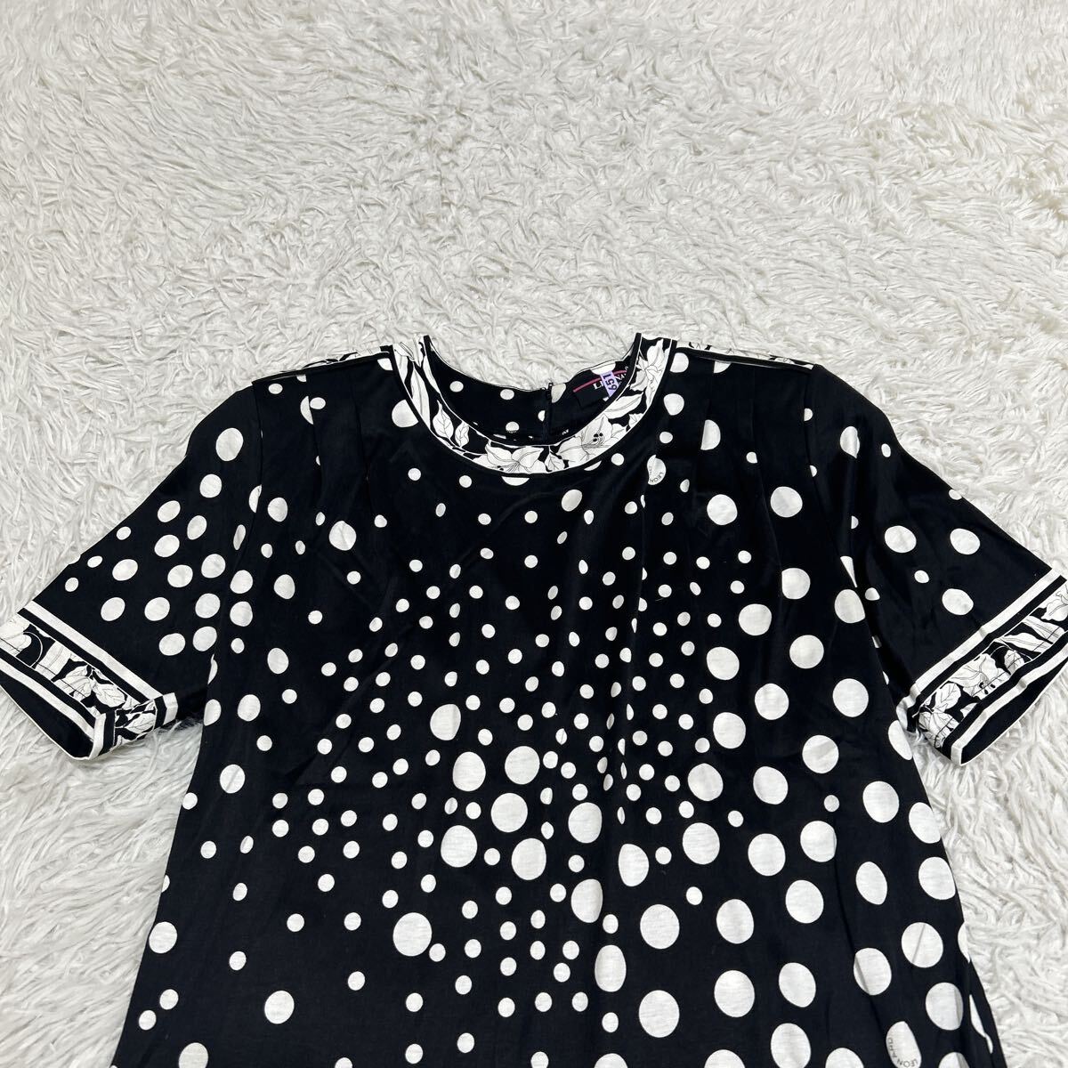 LEONARD レオナール カットソー トップス 半袖 総柄 ドット柄 ランダムドット 上品 高級感 半袖カットソー ブラック 黒 LLサイズ_画像2