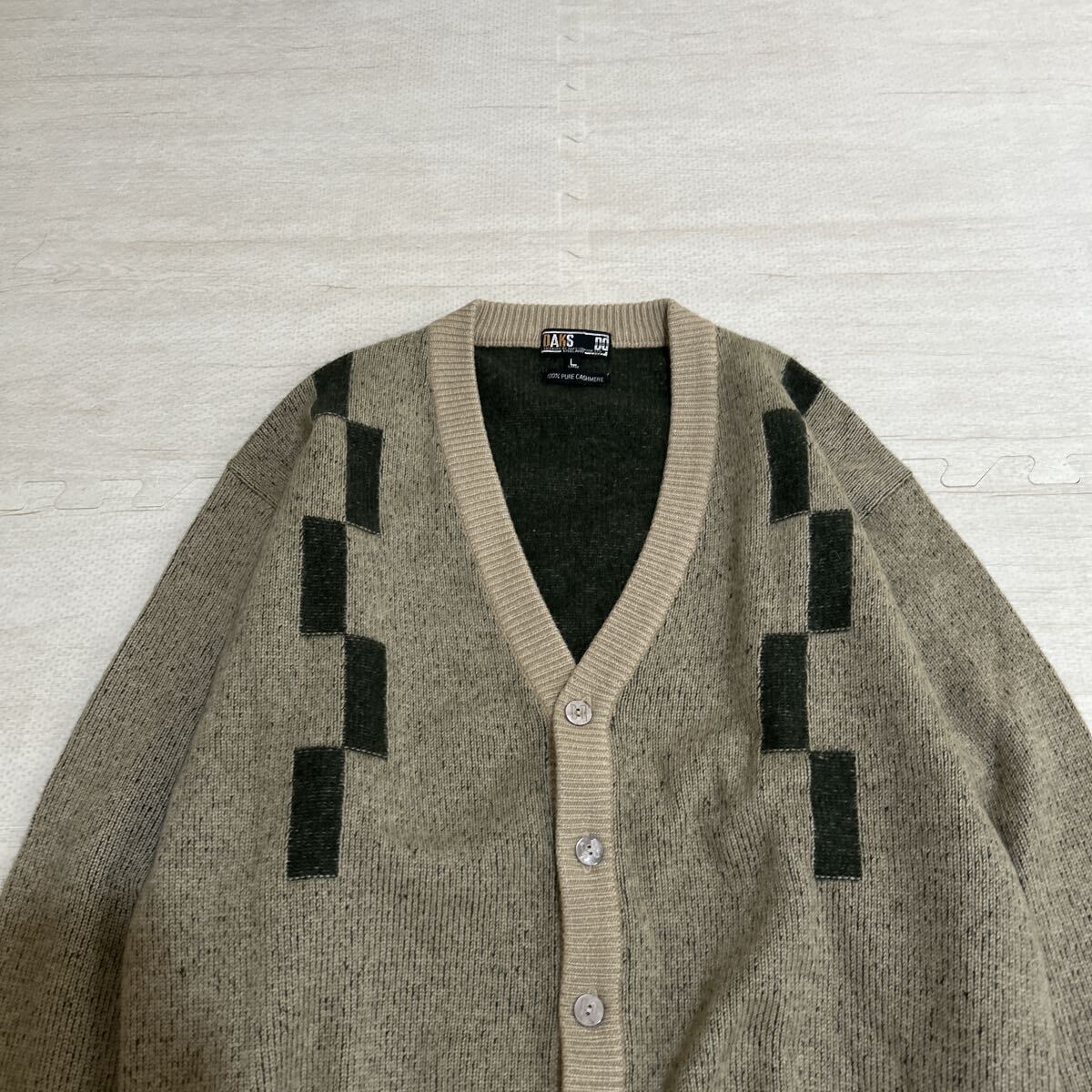 DAKS ダックス カーディガン 長袖 秋冬 総柄 Vネック カジュアル 長袖ニット ニット セーター 長袖セーター ベージュ グリーン Lサイズ_画像2