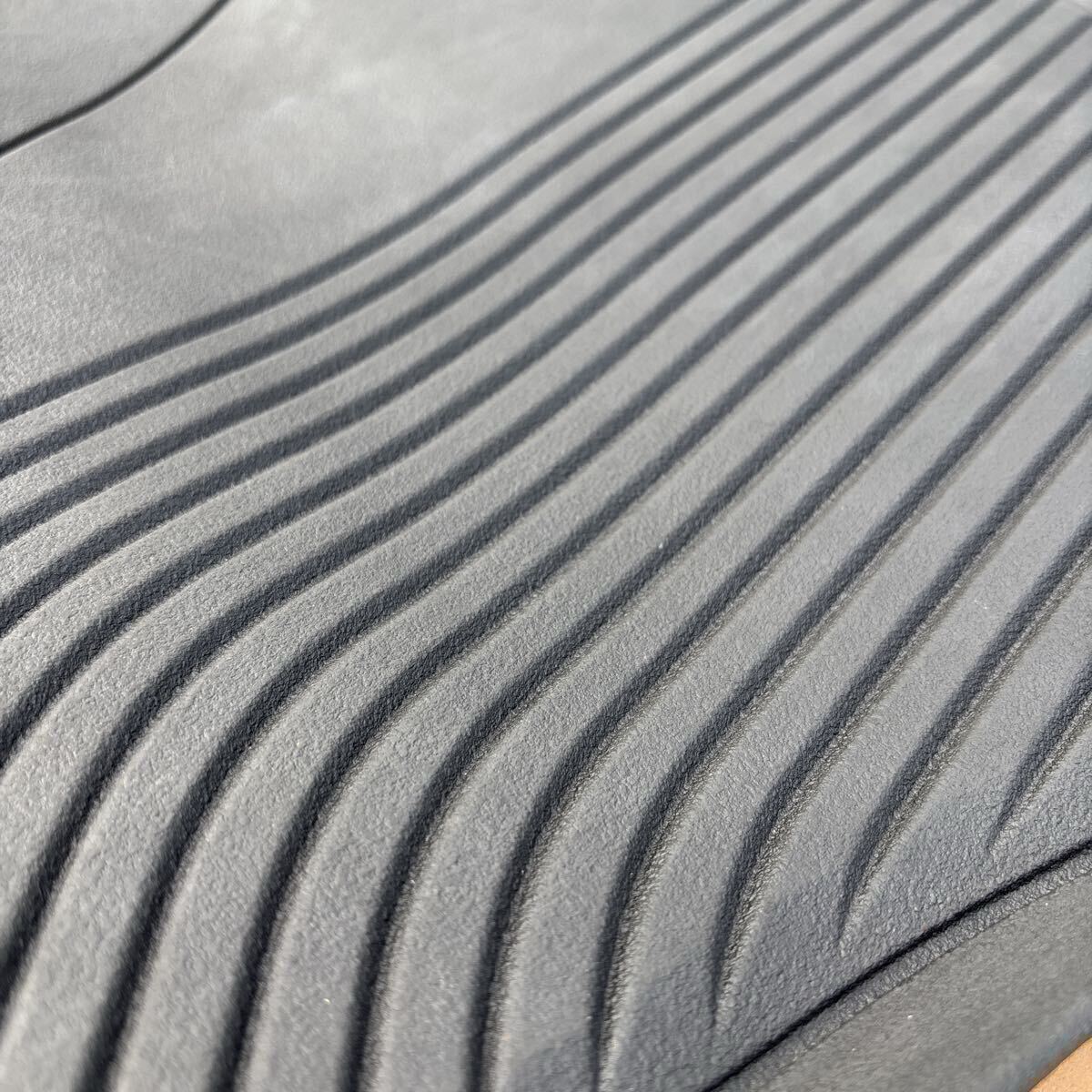 BMW 純正 ラバーマット オールウェザーマット G01 X3右ハンドル用 4枚セット　フロアマット_画像6