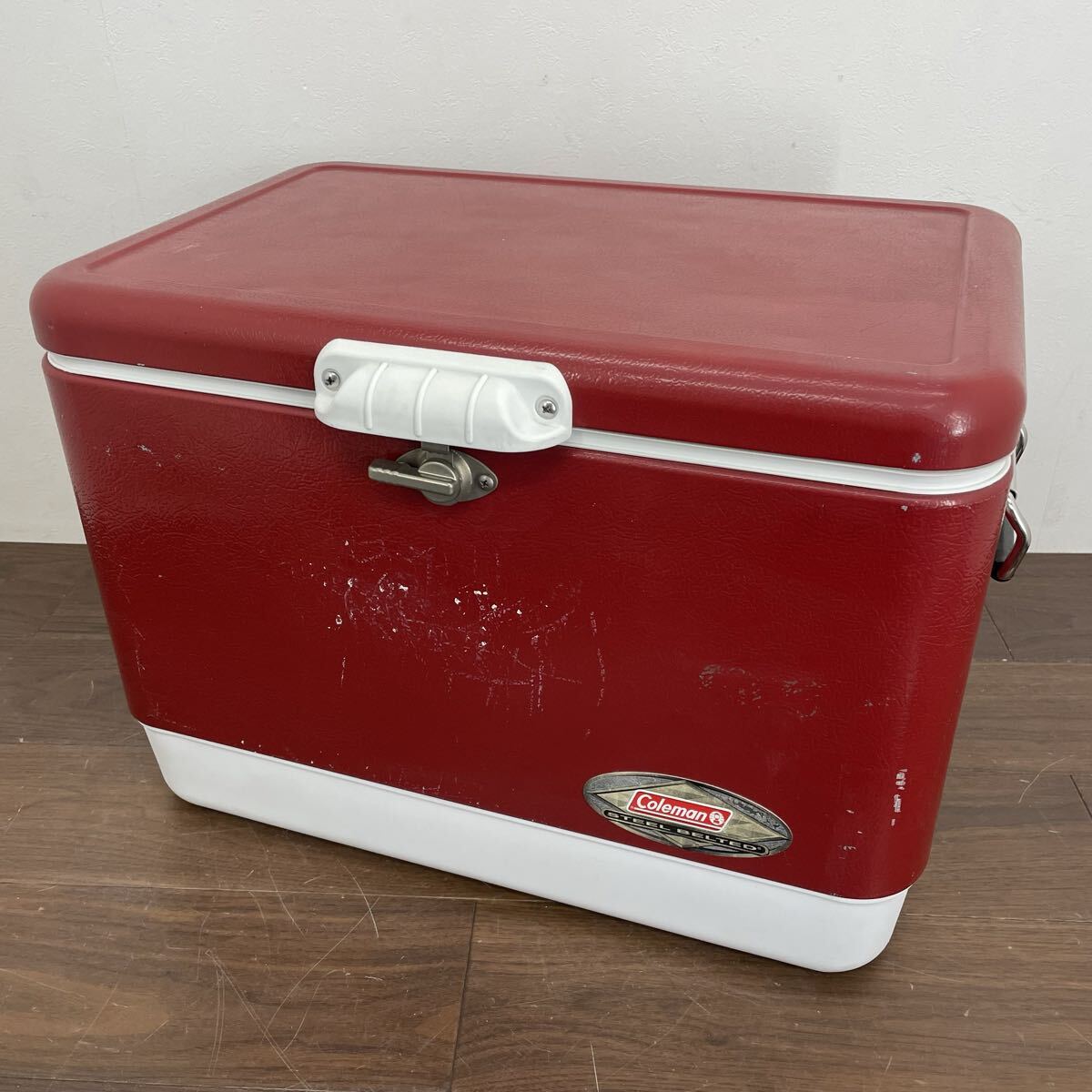 EJK54 Coleman コールマン スチールベルトクーラー 6150 6155 クーラーボックス キャンプ アウトドア レッド 54QT 14年 _画像1