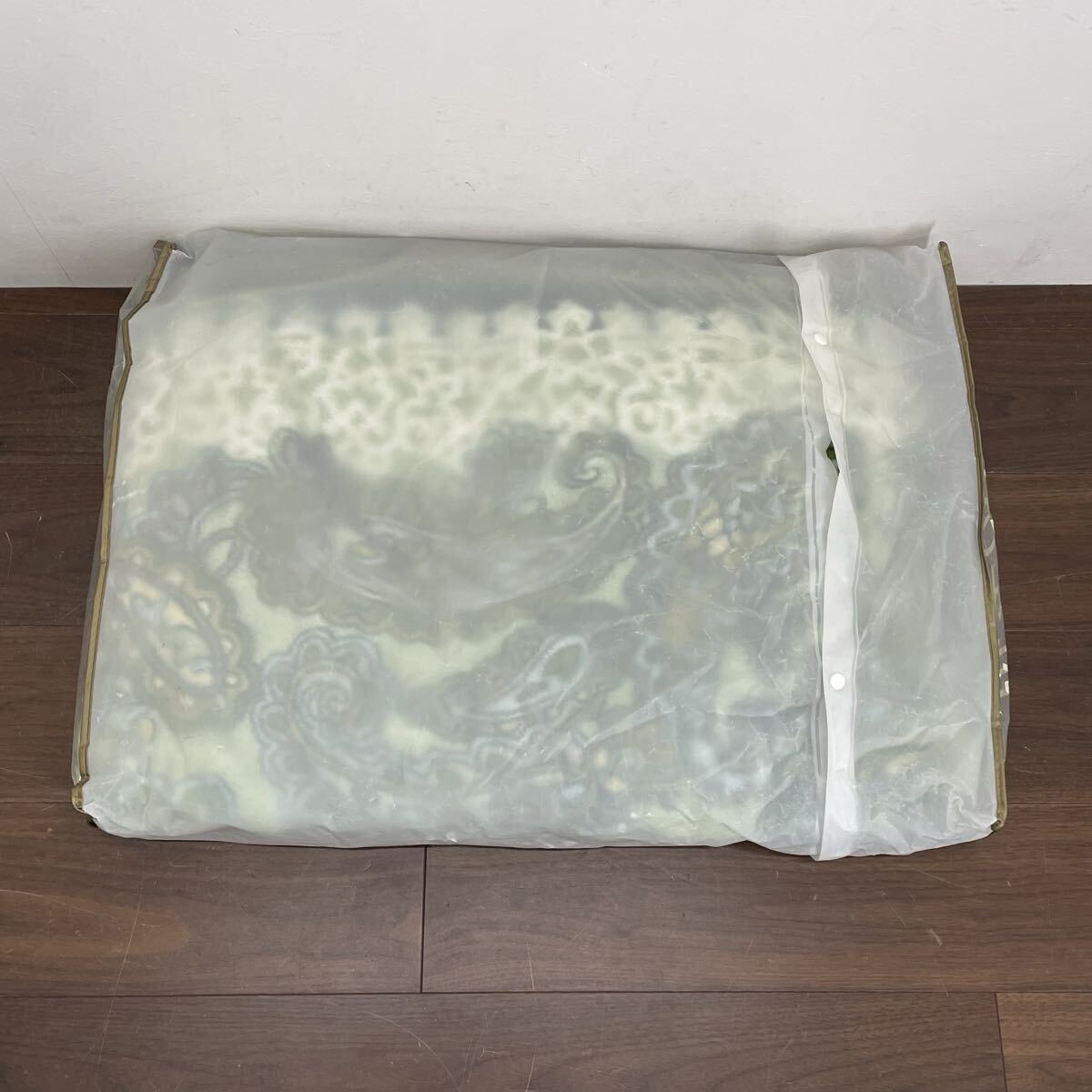 EEK52 未使用 西川の毛布 AN-56 シングル S 140 × 200cm 2030-69133 GR グリーン 緑 西川リビング 寝具 花柄 掛け毛布_画像2